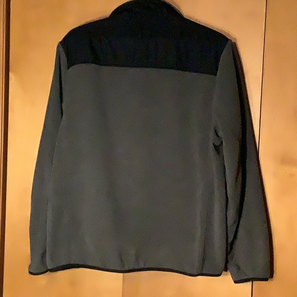 Lands’ End gray and black fleece full zip, size large - Picture 5 of 5